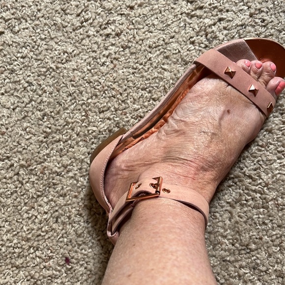 Ted Baker sandals - Picture 9 of 11